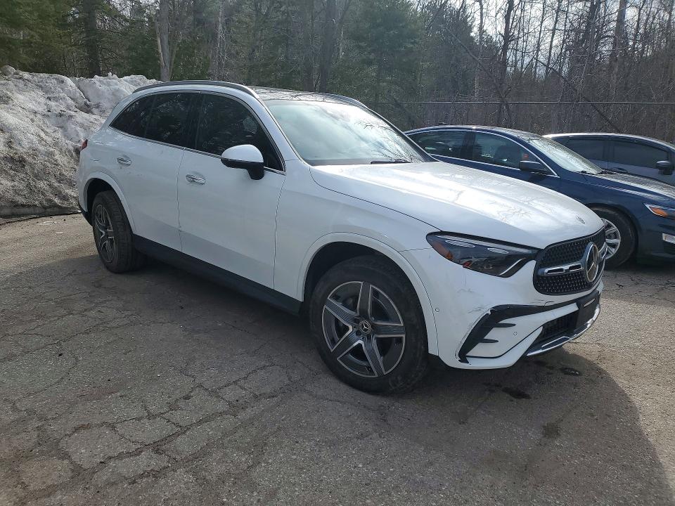 2024 Mercedes-benz Glc VIN W1NKM4HB5RF177737 COPART salvage auction — REAR END, Salvage Title, sold $4,450 on 2026-07-28 (photo 4)