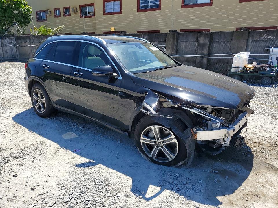 2020 Mercedes-benz Glc VIN W1N0G8DBXLF827827 COPART salvage auction — FRONT END, Salvage Title, sold $7,300 on 2026-07-10 (photo 4)