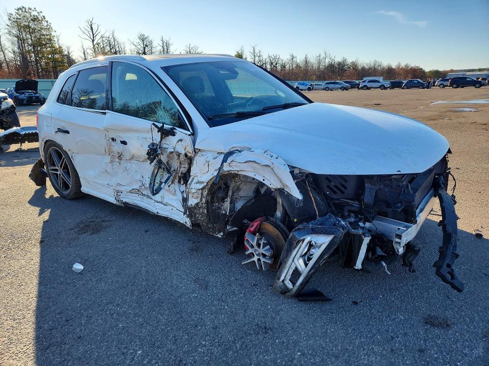 2018 Audi Sq5 VIN WA1C4AFY1J2228139 COPART salvage auction — SIDE, Id - Salvage Certificate Of Title, sold $5,000 on 2026-07-06 (photo 4)