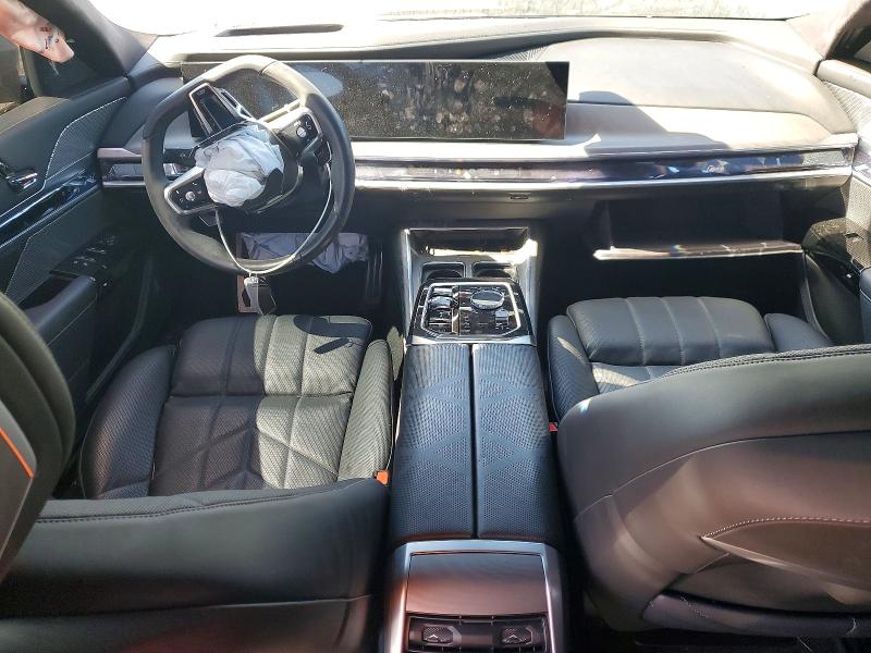 2024 BMW 7er VIN WBA23EH05RCR52518 COPART salvage auction — FRONT END, Salvage Title, sold $20,200 on 2026-07-21 (photo 8)