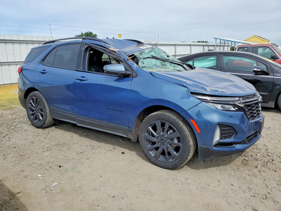 2024 Chevrolet Equinox VIN 3GNAXWEG2RL321411 COPART salvage auction — ROLLOVER, Ca - Salvage Certificate, sold $3,150 on 2026-07-09 (photo 4)