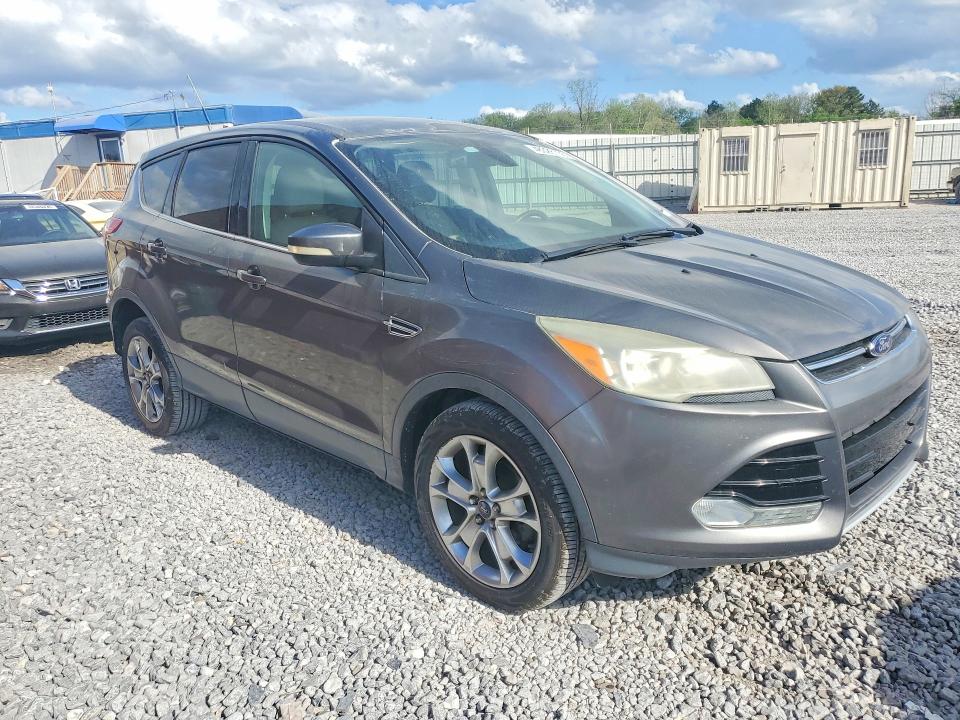 2013 Ford Escape VIN 1FMCU0HX4DUD49207 COPART salvage auction — NORMAL WEAR, Fl - Certificate Of Title (P), sold $400 on 2026-07-02 (photo 4)