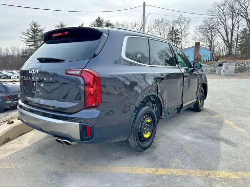 2025 Kia Telluride VIN 5XYP64GC1SG582644 COPART salvage auction — MINOR DENT/SCRATCHES, FL - CERTIFICATE OF DESTRUCTION, sold $15,800 on 2026-07-29 (photo 3)
