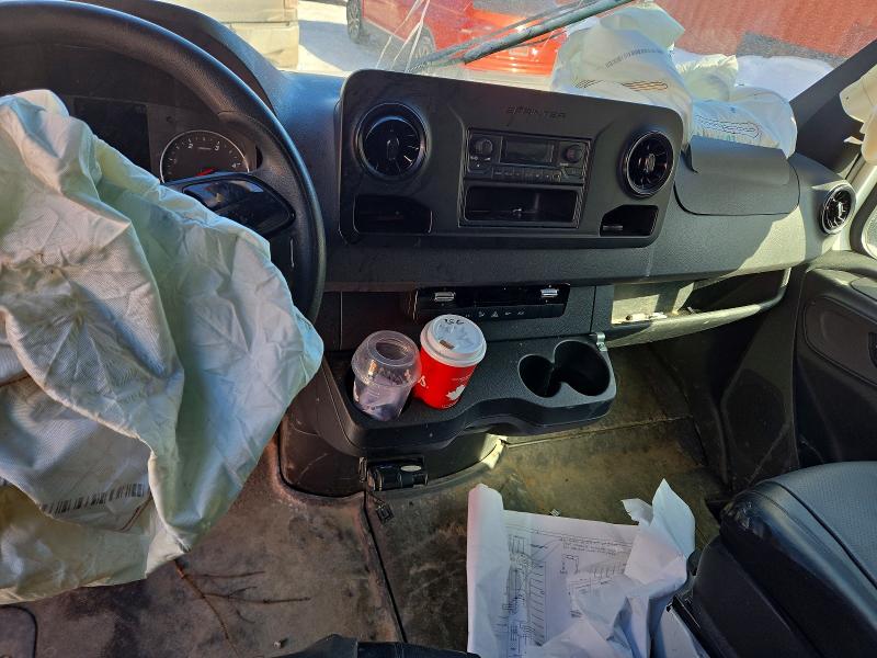 2020 Mercedes-benz Sprinter VIN W1Y4EBHY0LP239466 COPART salvage auction — FRONT END, Qc - Gravement Accidente, sold $150 on 2026-07-28 (photo 8)