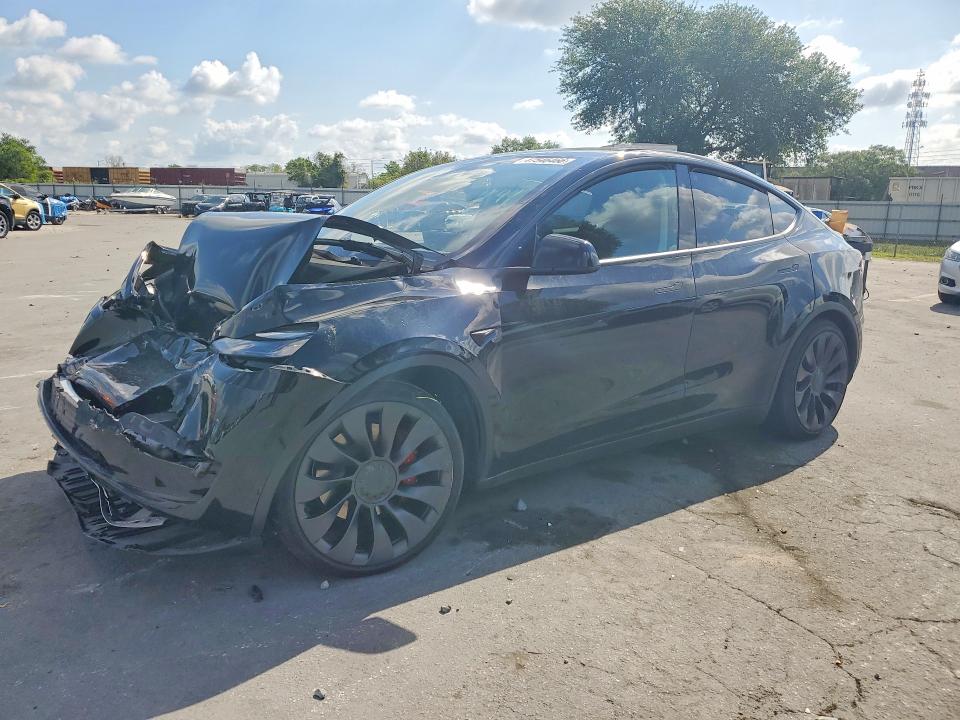 2025 Tesla Model y VIN 7SAYGDEF8SA348250 COPART salvage auction — FRONT END, FL, sold $13,500 on 2026-07-14 (photo 1)