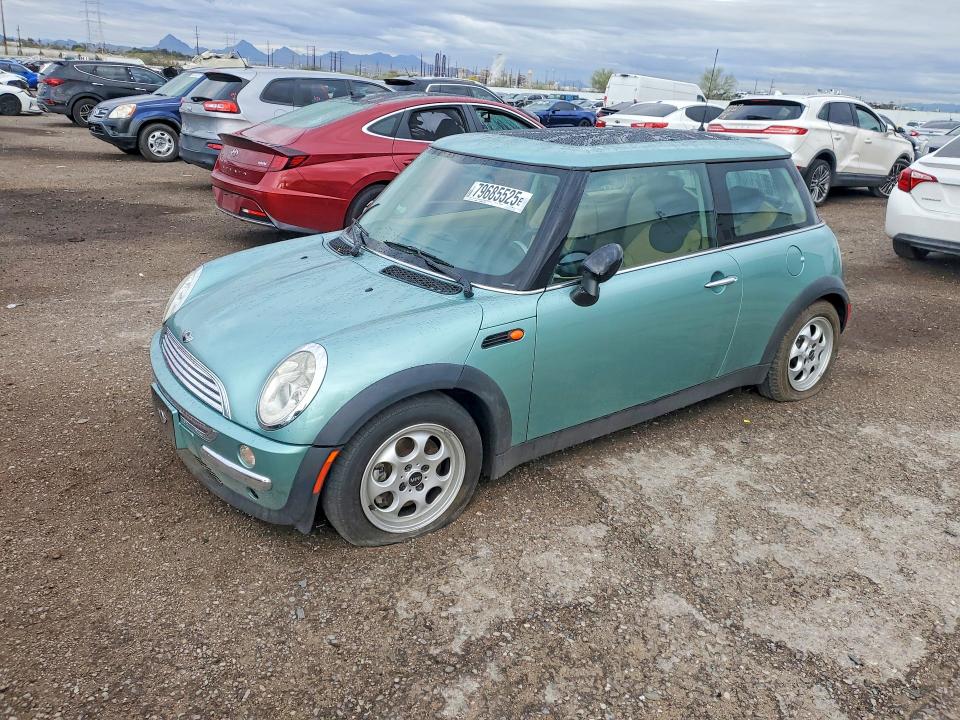 2003 Mini Cooper VIN WMWRC33433TE13306 COPART salvage auction — MECHANICAL, Az - Certificate Of Title, sold $575 on 2026-07-10 (photo 1)