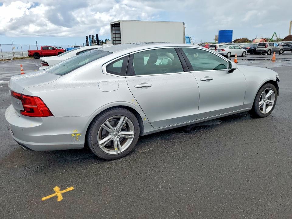 2018 Volvo S90 VIN LVY982AK0JP035991 COPART salvage auction — FRONT END, Hi - Certificate Of Salvage, sold $975 on 2026-07-20 (photo 3)