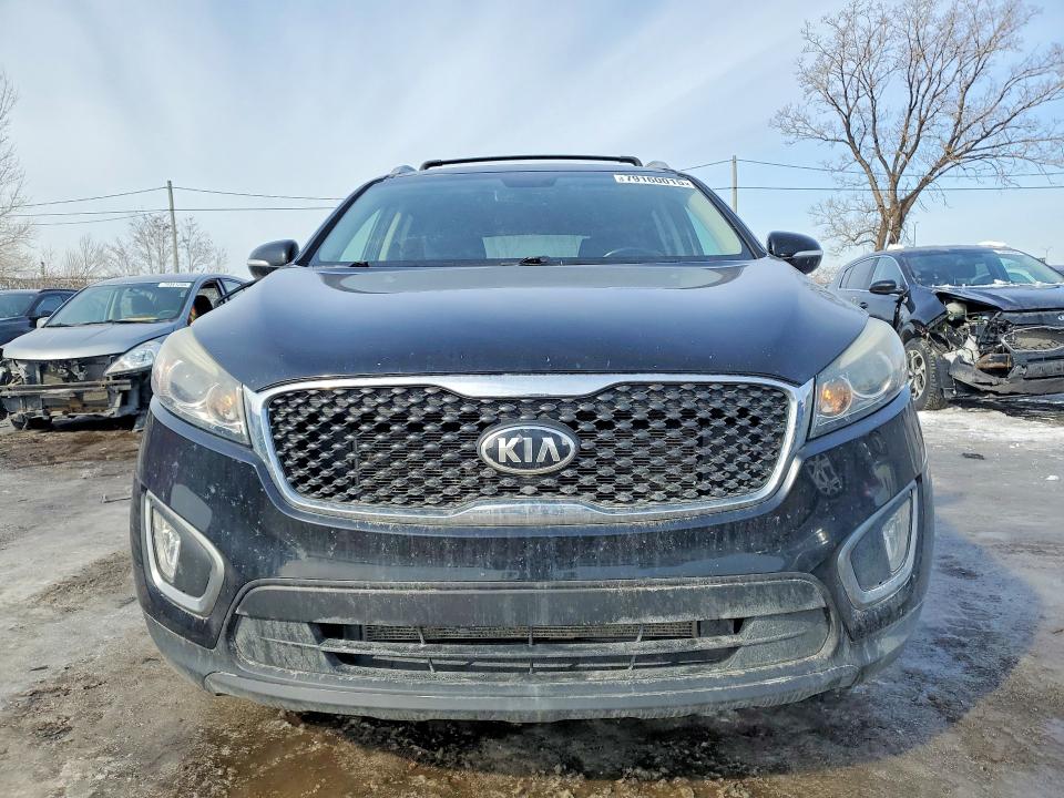 2016 Kia Sorento VIN 5XYPGDA59GG087543 COPART salvage auction — REAR END, Qc - Gravement Accidente, sold $2,800 on 2026-07-14 (photo 5)