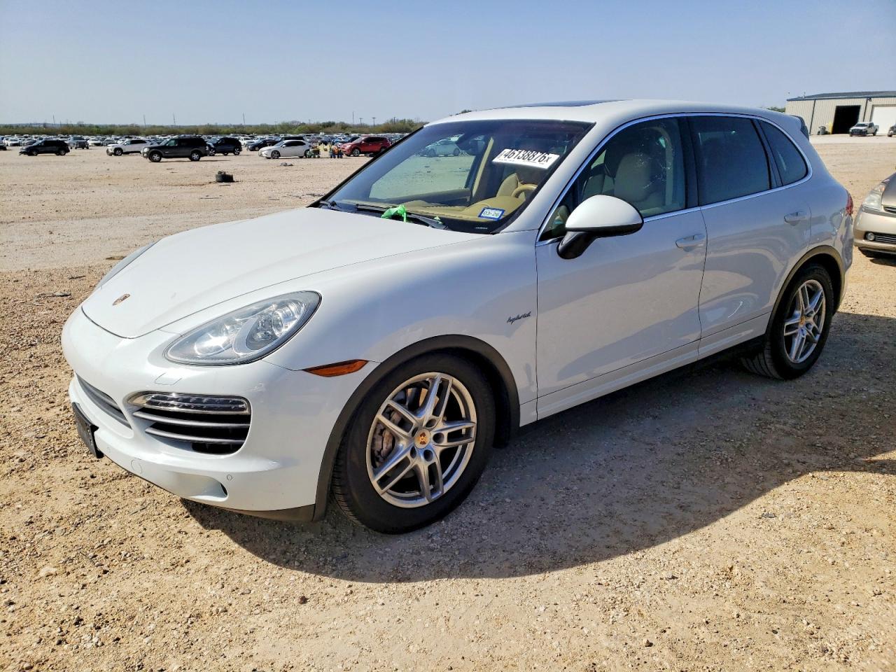 2014 Porsche Cayenne VIN WP1AE2A25ELA50348 — COPART salvage auction photo