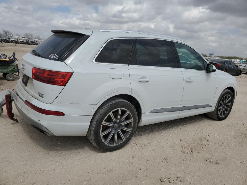 2017 Audi Q7 VIN WA1LAAF71HD016162 COPART salvage auction — REAR END, TX - SALVAGE VEHICLE TITLE, sold $225 on 2026-07-30 (photo 3)