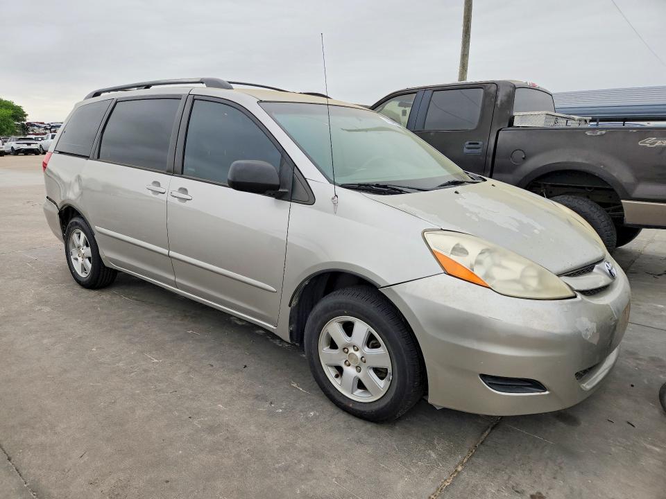 2006 Toyota Sienna VIN 5TDZA23CX6S420148 COPART salvage auction — REAR END, Tx - Salvage Vehicle Title, sold $1,200 on 2026-07-02 (photo 4)