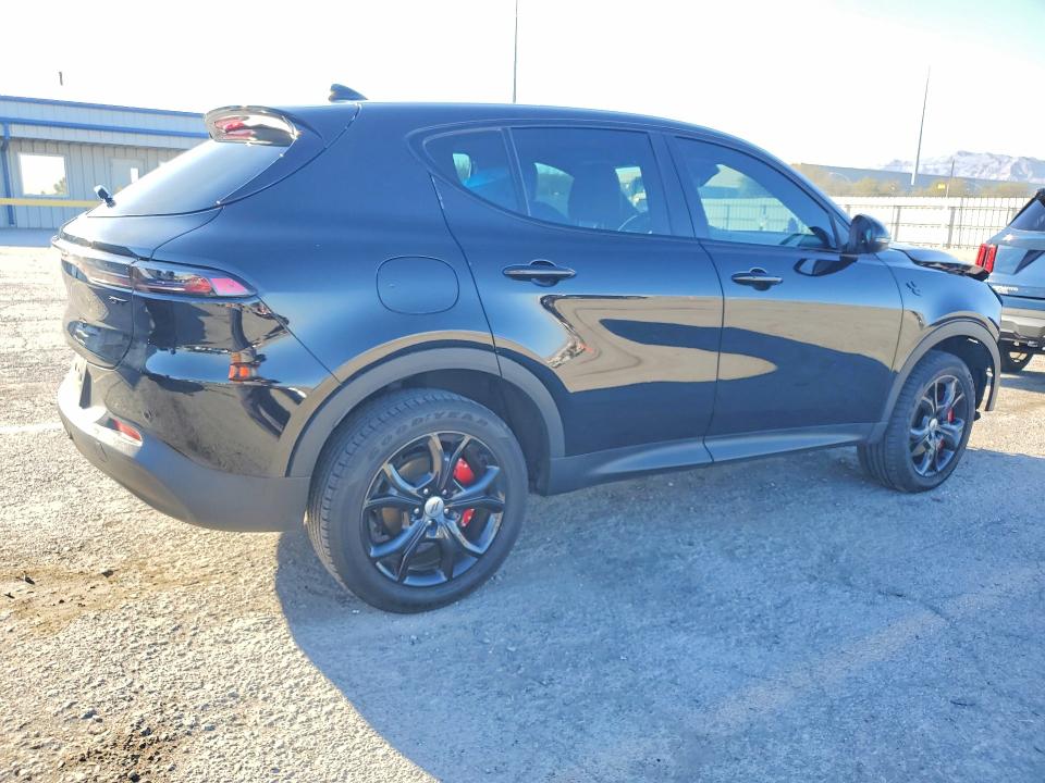 2024 Dodge Hornet VIN ZACNDFBN1R3A10590 COPART salvage auction — FRONT END, Salvage Title, sold $6,400 on 2026-09-03 (photo 3)