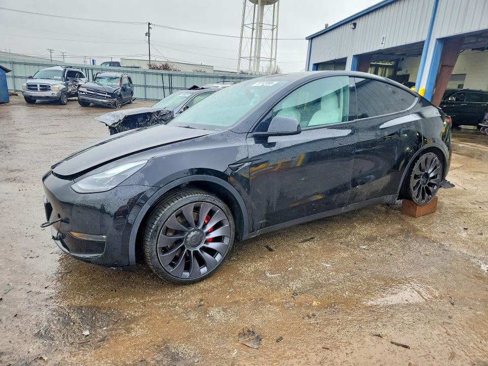 2021 Tesla Model y VIN 5YJYGDEF7MF264021 COPART salvage auction — REAR END, Il - Salvage Certificate, sold $9,900 on 2026-07-10 (photo 1)