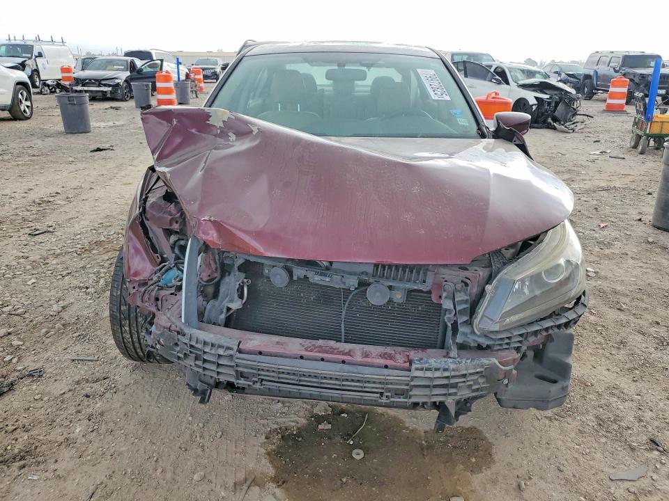 2015 Honda Accord VIN 1HGCR2F34FA260793 COPART salvage auction — FRONT END, Tx - Salvage Vehicle Title, sold $1,000 on 2026-07-02 (photo 5)