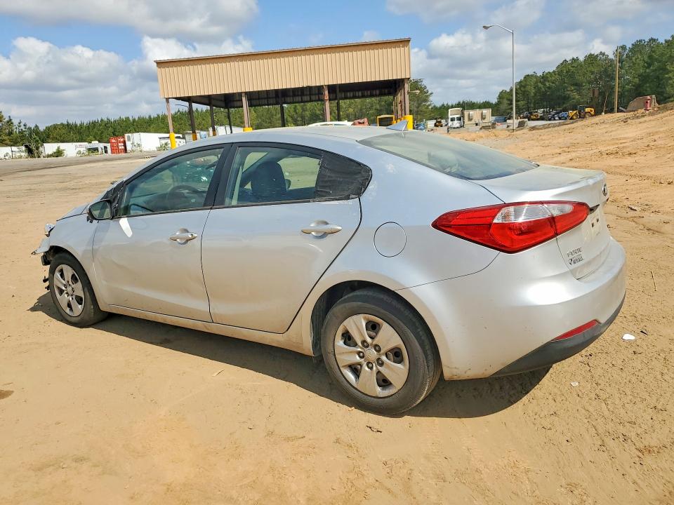 2015 Kia Forte VIN KNAFK4A69F5287023 COPART salvage auction — FRONT END, SC - CERT OF TITLE-SALVAGE, sold $400 on 2026-07-24 (photo 2)