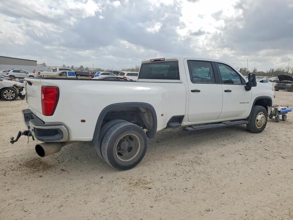 2021 Chevrolet Silverado 3500 VIN 1GC4WRE74MF135088 COPART salvage auction — MECHANICAL, TX - CERTIFICATE OF TITLE, sold $14,800 on 2026-07-24 (photo 3)