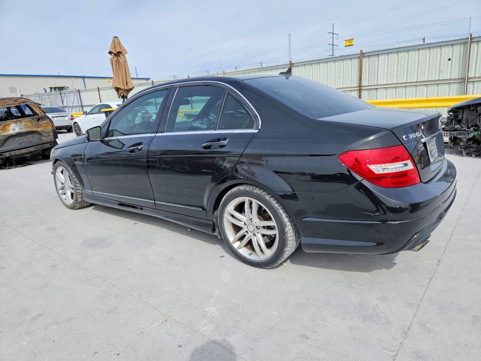 2012 Mercedes-benz C-klasse VIN WDDGF8BB9CR227221 COPART salvage auction — FRONT END, Tx - Salvage Vehicle Title, sold $250 on 2026-07-28 (photo 2)