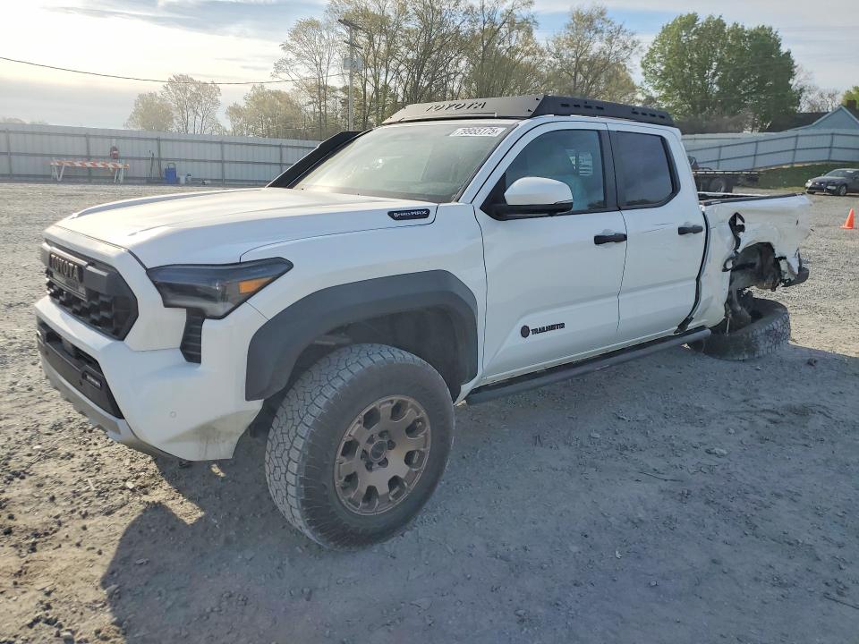 2024 Toyota Tacoma VIN 3TYLF5LN9RT005048 COPART salvage auction — Rear End, NC - SALVAGE CERTIFICATE OF TITLE, sold $24,800 on 2026-05-06 (photo 1)