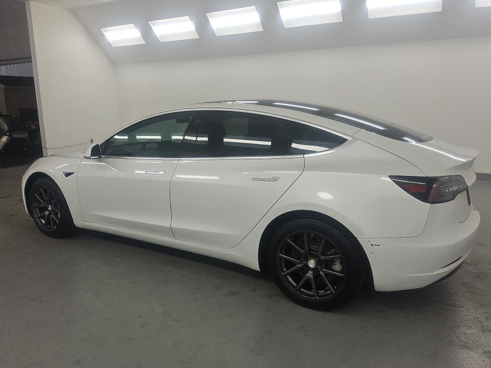 2019 Tesla Model 3 VIN 5YJ3E1EA2KF397351 COPART salvage auction — NORMAL WEAR, TX - CERTIFICATE OF TITLE (P), sold $14,000 on 2026-09-08 (photo 2)