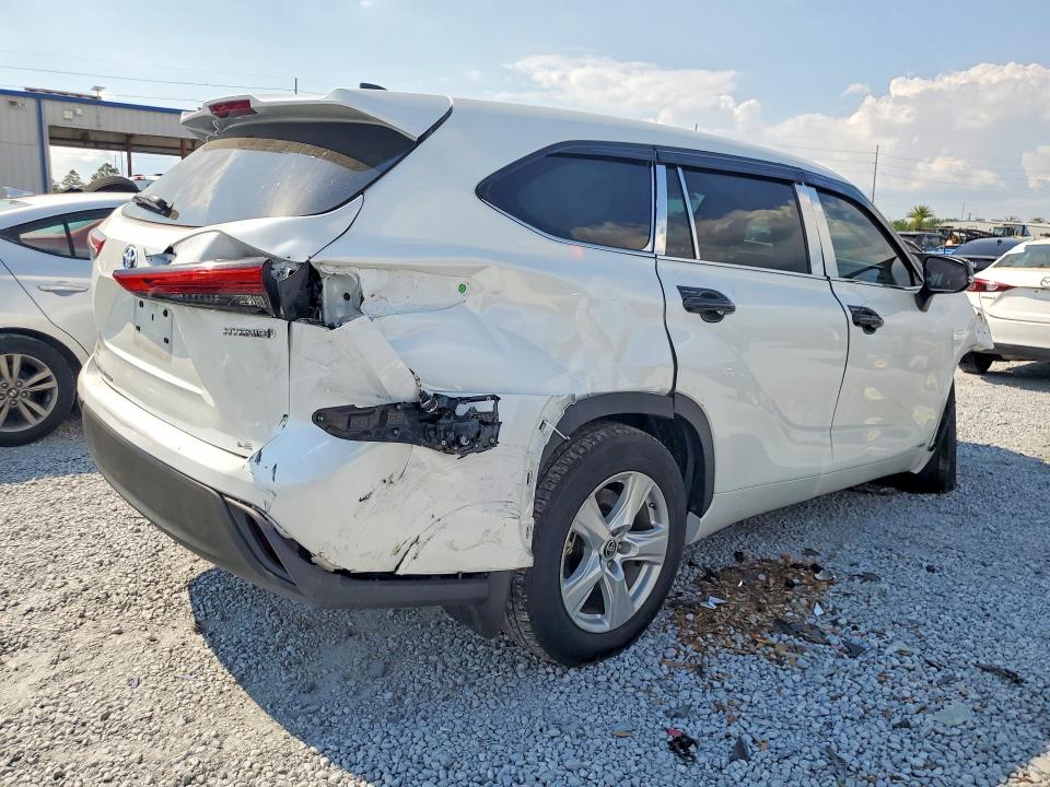 2023 Toyota Highlander VIN 5TDBBRCH7PS106753 COPART salvage auction — FRONT END, Fl - Cert Of Title Slvg Rebuildable, sold $5,800 on 2026-07-10 (photo 3)