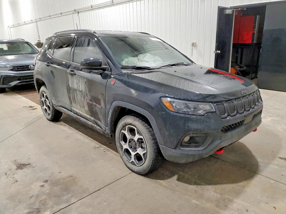 2022 Jeep Compass VIN 3C4NJDDB9NT214680 COPART salvage auction — FRONT END, Salvage Title, sold $5,700 on 2026-07-09 (photo 4)