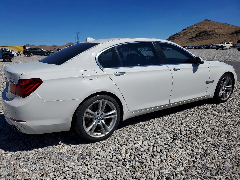 2013 BMW 7er VIN WBAYE8C54DDE22197 COPART salvage auction — REAR END, Nv - Cert Of Title-Lemon Law Buybck, sold $2,450 on 2026-07-20 (photo 3)