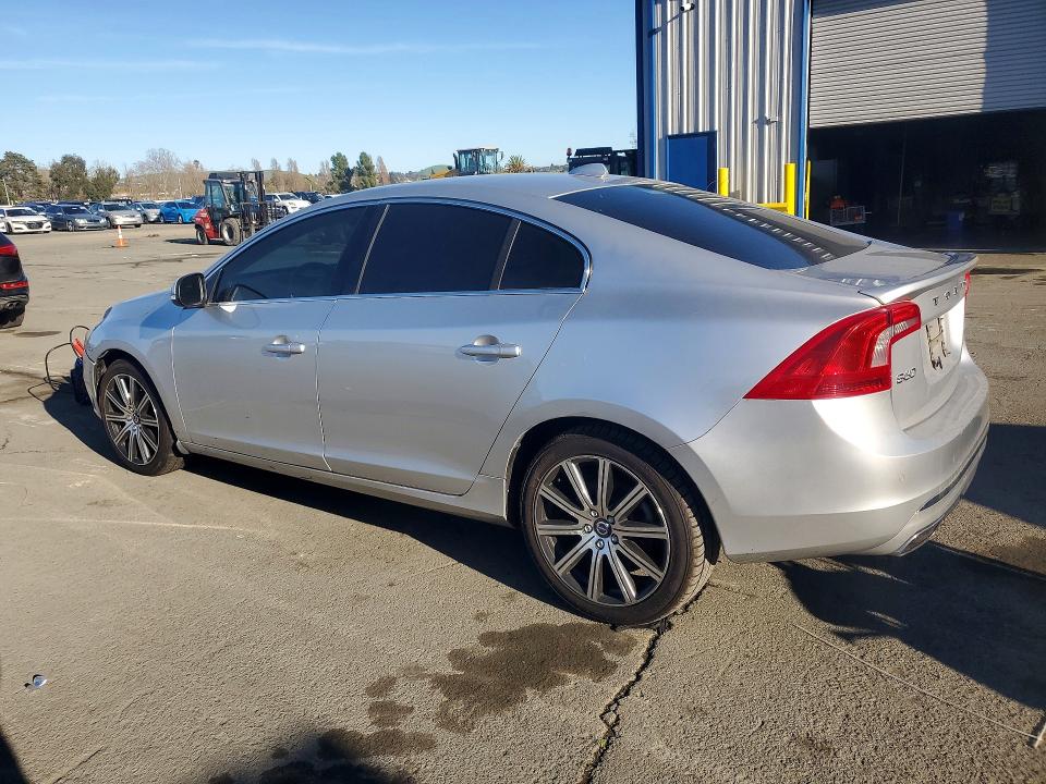 2016 Volvo S60 VIN LYV402FK1GB089077 COPART salvage auction — FRONT END, Ca - Dis/Dlr/Exp Only Clean Title, sold $1,500 on 2026-07-31 (photo 2)