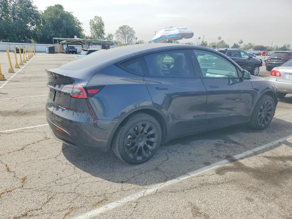 2024 Tesla Model y VIN 7SAYGDEE7RF001965 COPART salvage auction — FRONT END, Ca - Salvage Certificate, sold $250 on 2026-07-28 (photo 3)