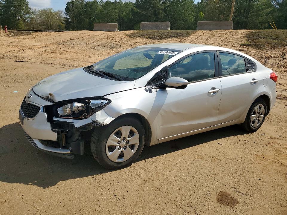 2015 Kia Forte VIN KNAFK4A69F5287023 COPART salvage auction — FRONT END, SC - CERT OF TITLE-SALVAGE, sold $400 on 2026-07-24 (photo 1)
