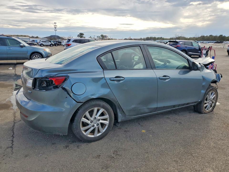 2012 Mazda 3 VIN JM1BL1W86C1597138 COPART salvage auction — FRONT END, Salvage Title, sold $400 on 2026-07-08 (photo 3)