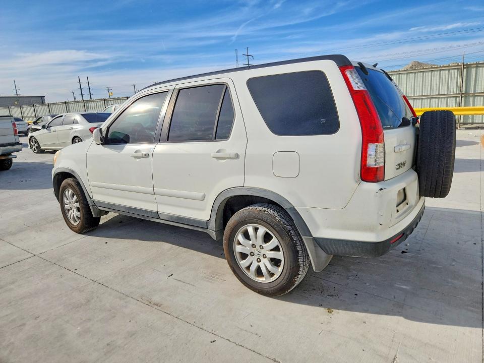 2005 Honda Cr-v VIN JHLRD789X5C059458 COPART salvage auction — FRONT END, TX - SALVAGE VEHICLE TITLE, sold $1,050 on 2026-07-10 (photo 2)