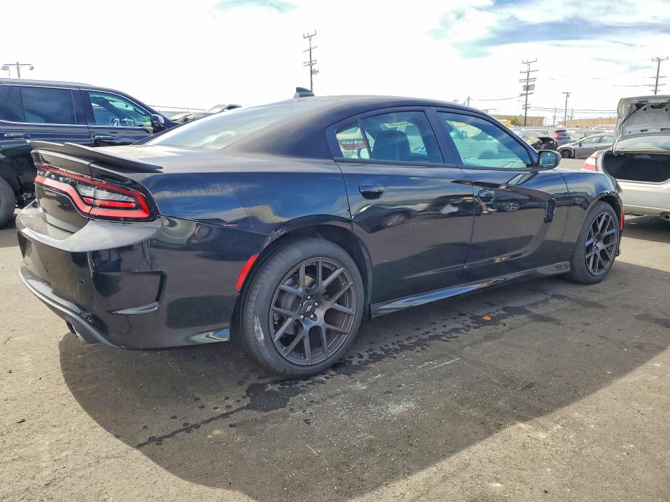 2017 Dodge Charger VIN 2C3CDXCT2HH545774 COPART salvage auction — MINOR DENT/SCRATCHES, Ca - Dis/Dlr/Exp Only Clean Title, sold $14,600 on 2026-07-29 (photo 3)