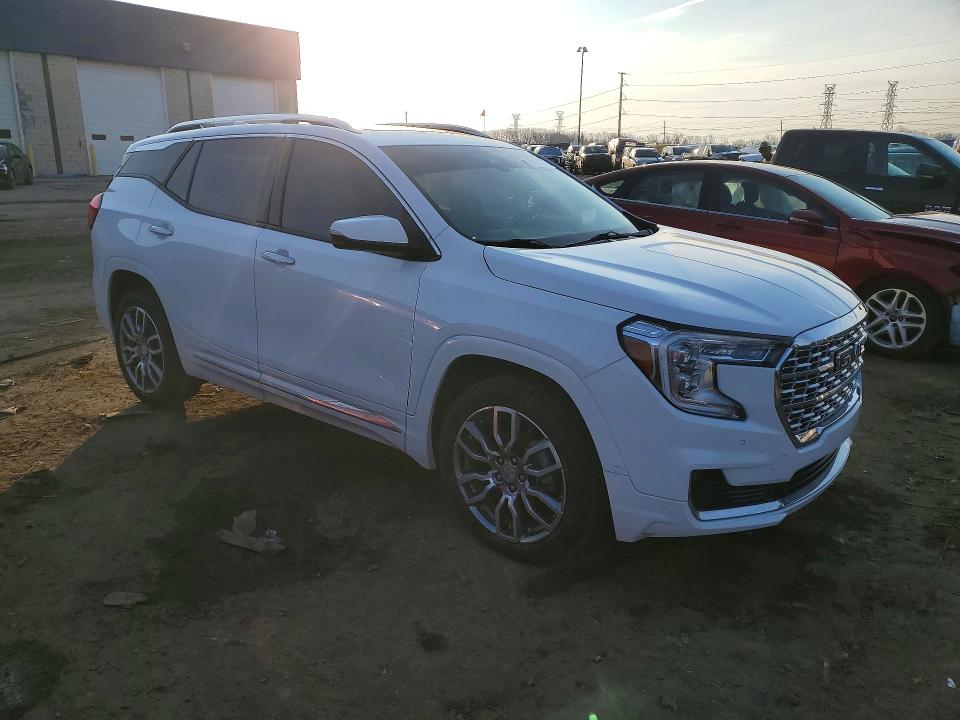 2023 Gmc Terrain VIN 3GKALXEG2PL203290 COPART salvage auction — MECHANICAL, Mi - Certificate Of Title, sold $16,700 on 2026-08-21 (photo 4)