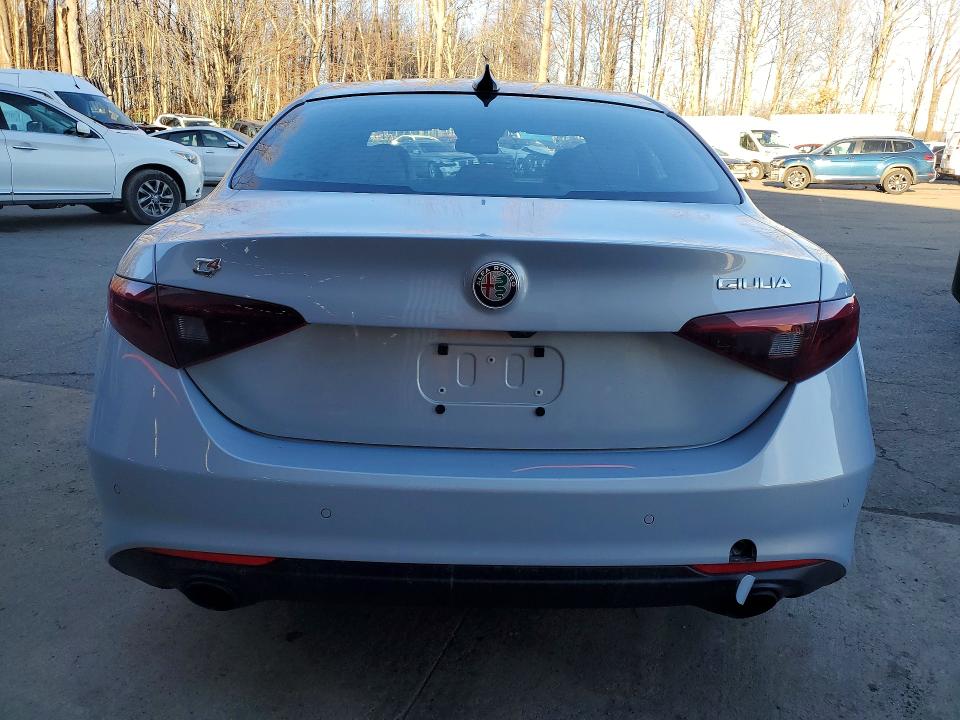 2022 Alfa romeo Giulia VIN ZARFANBN0N7656751 COPART salvage auction — FRONT END, Ma - Cert Of Title-Salvage, sold $11,300 on 2026-07-09 (photo 6)