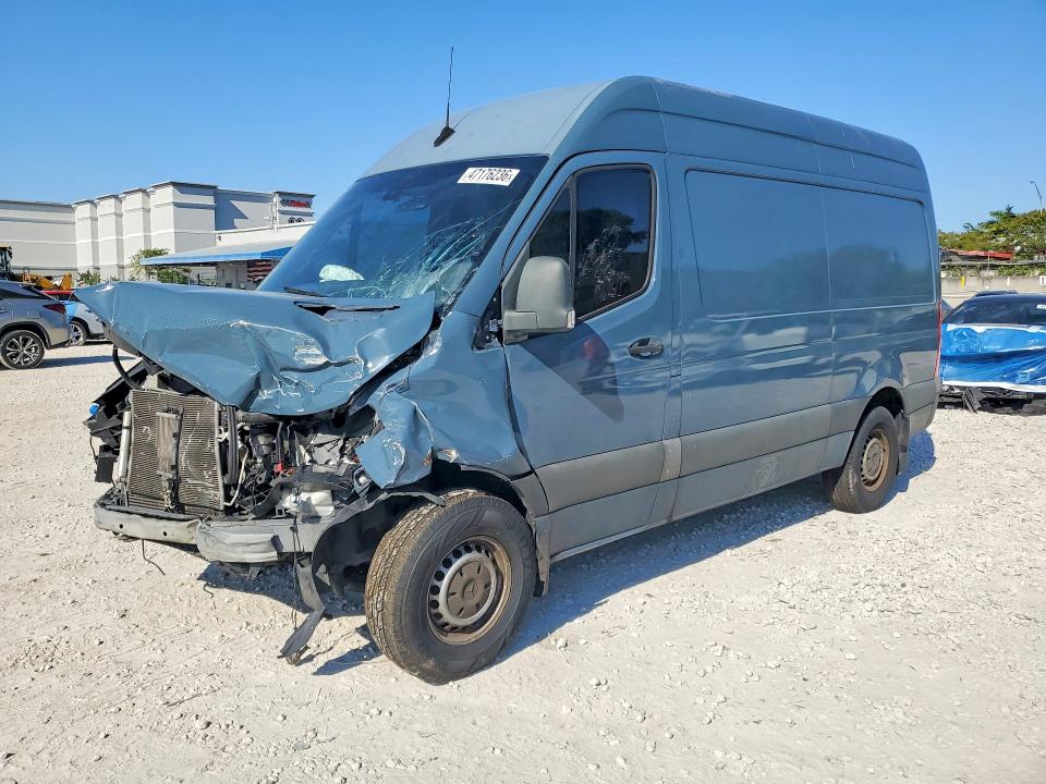 2019 Mercedes-benz Sprinter VIN WD4PF0CD5KT003981 COPART salvage auction — FRONT END, Salvage Title, sold $3,000 on 2026-07-28 (photo 1)