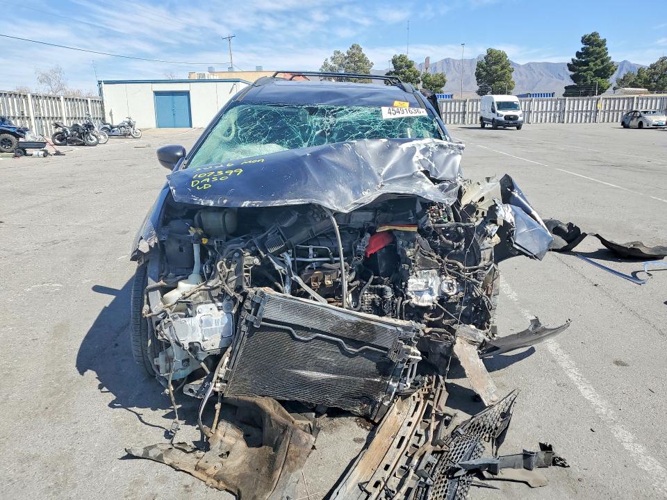 2017 Chrysler Pacifica VIN 2C4RC1BG5HR642665 COPART salvage auction — FRONT END, Salvage Title, sold $400 on 2026-09-10 (photo 5)