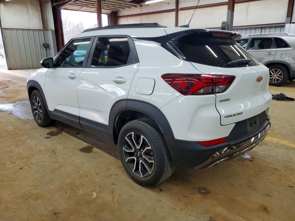 2023 Chevrolet Trailblazer VIN KL79MVSLXPB096098 COPART salvage auction — SIDE, Nc - Salvage Certificate Of Title, sold $4,450 on 2026-07-15 (photo 2)