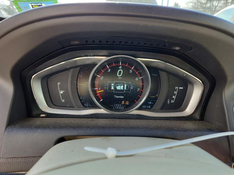 2015 Volvo Xc60 VIN YV4612RKXF2673055 COPART salvage auction — WATER/FLOOD, Nj - Cert Of Title-Salvage Flood, sold $1,650 on 2026-07-09 (photo 9)