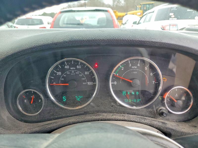 2018 Jeep Wrangler unlimited VIN 1C4BJWKG5JL892894 COPART salvage auction — MINOR DENT/SCRATCHES, Vt - Certificate Of Title, sold $6,900 on 2026-07-09 (photo 9)