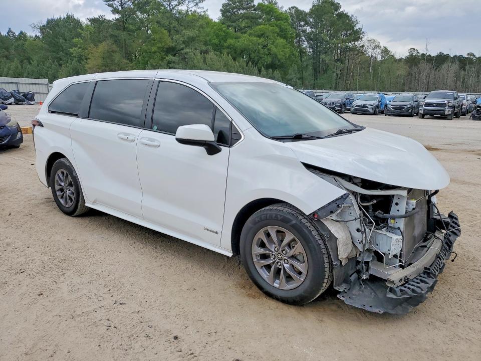 2021 Toyota Sienna VIN 5TDKRKECXMS034785 COPART salvage auction — FRONT END, Sc - Cert Of Title-Salvage, sold $13,100 on 2026-07-06 (photo 4)