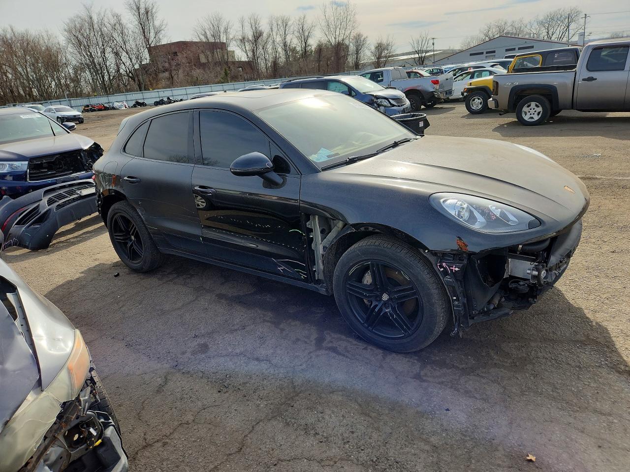 2015 Porsche Macan VIN WP1AB2A59FLB50375 COPART salvage auction — Front End, CT - CERT OF TITLE-SALVAGE, sold $4,400 on 2026-06-30 (photo 4)