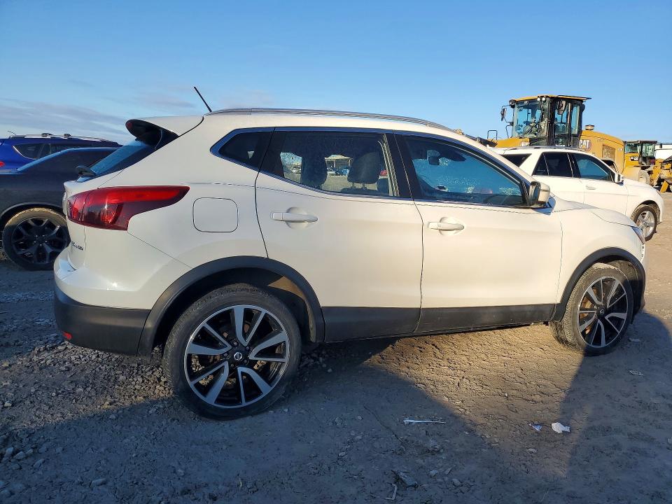 2017 Nissan Rogue VIN JN1BJ1CR1HW106717 COPART salvage auction — FRONT END, Va - Cert Of Title - Salvage, sold $1,250 on 2026-07-02 (photo 3)