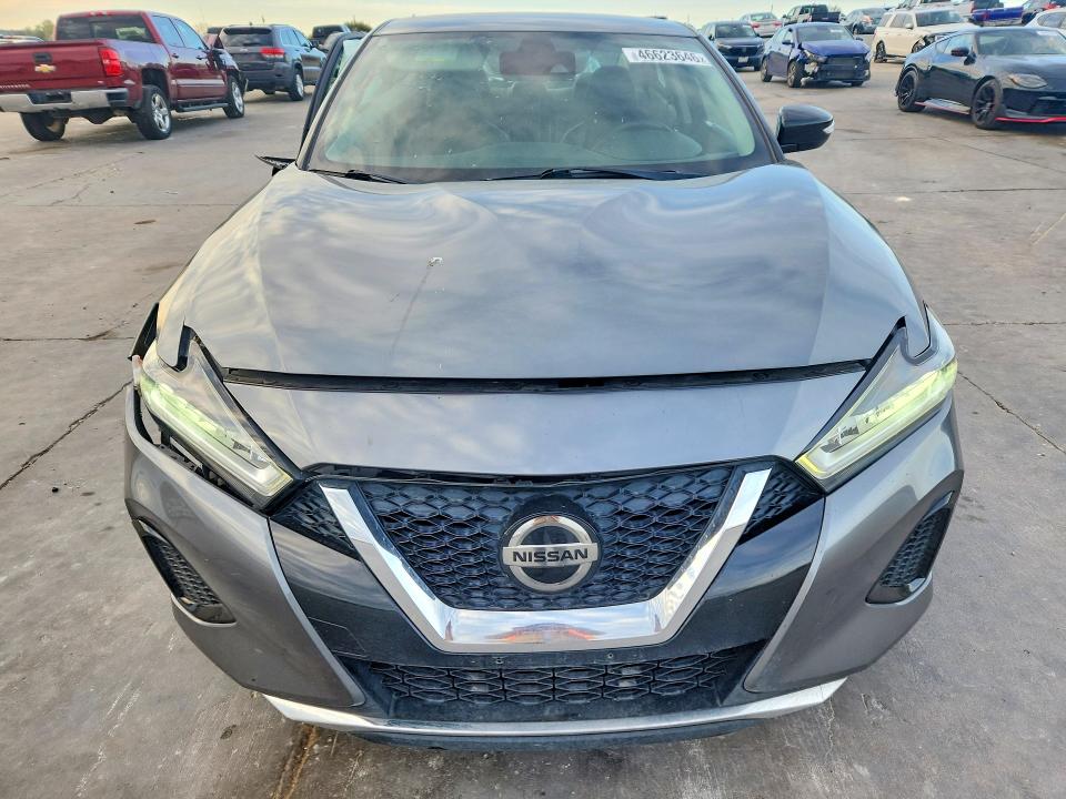 2020 Nissan Maxima VIN 1N4AA6CV5LC360479 COPART salvage auction — SIDE, TX - SALVAGE VEHICLE TITLE, sold $1,350 on 2026-07-09 (photo 5)