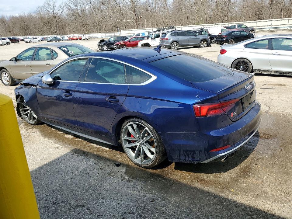 2018 Audi Rs5 VIN WAUB4CF54JA034470 COPART salvage auction — ROLLOVER, Pa - Certificate Of Salvage, sold $4,050 on 2026-07-02 (photo 2)