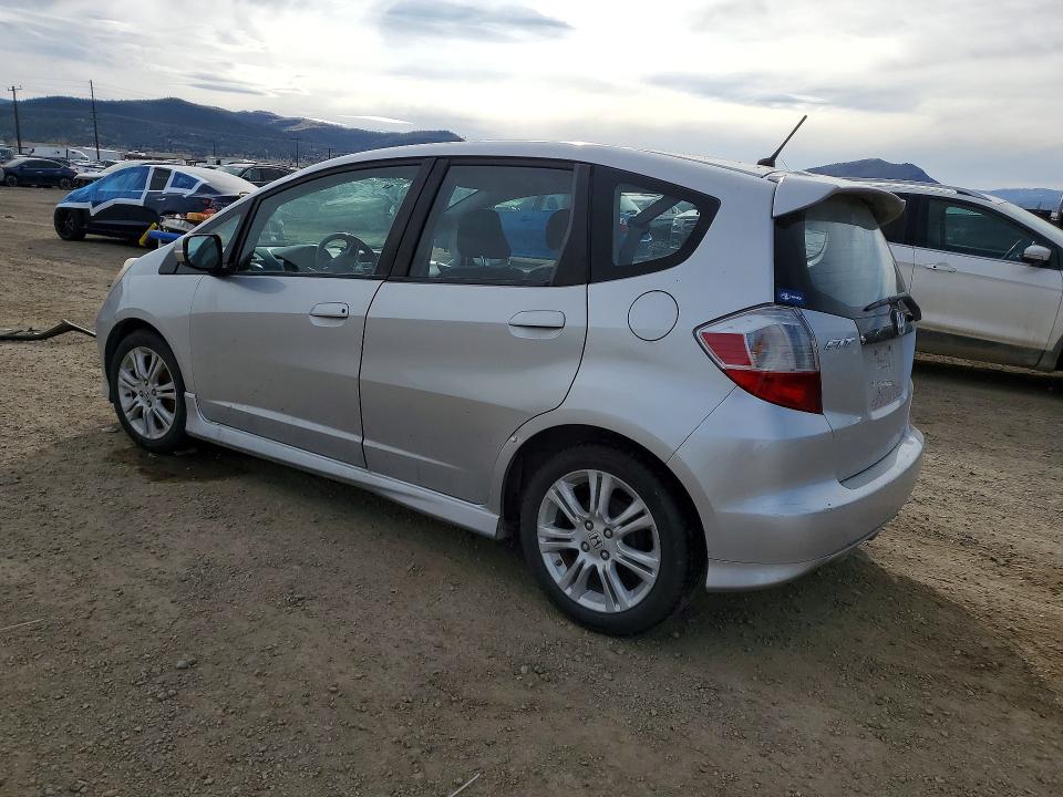 2011 Honda Fit VIN JHMGE8H52BC025867 COPART salvage auction — ROOF, Mt - Salvage Certificate Of A Vehic, sold $225 on 2026-07-07 (photo 2)