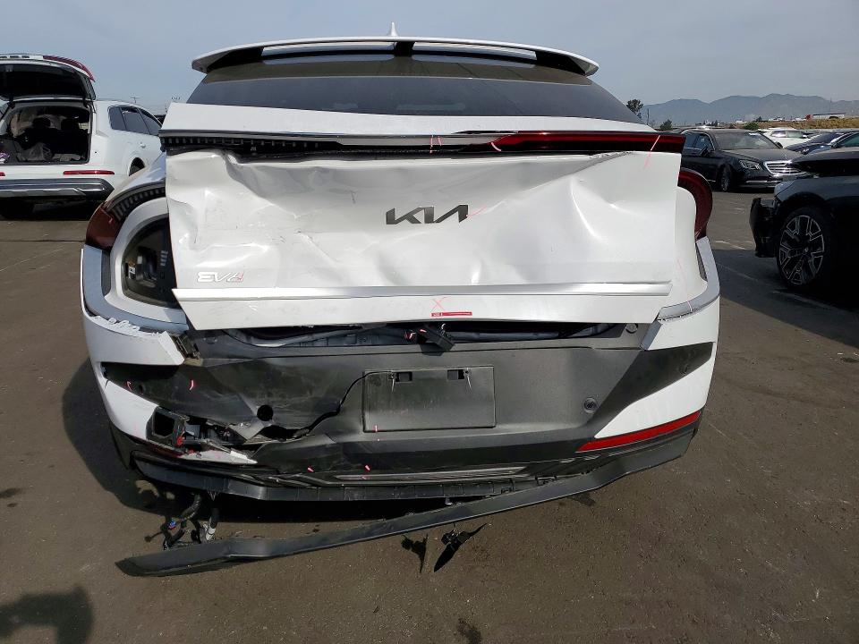 2025 Kia Ev6 VIN 5XYC34JB9SG013743 COPART salvage auction — REAR END, Id - Salvage Certificate Of Title, sold $12,700 on 2026-07-08 (photo 6)