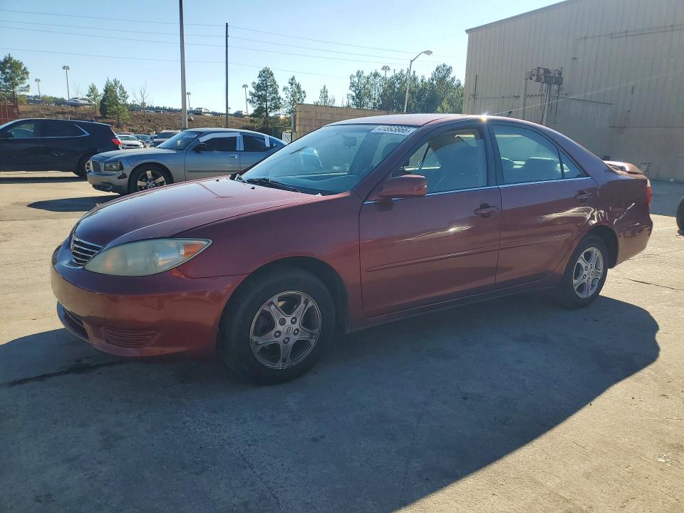 2005 Toyota Camry VIN 4T1BE32K65U023367 COPART salvage auction — FRONT END, Sc - Cert Of Title-Salvage, sold $575 on 2026-07-03 (photo 1)