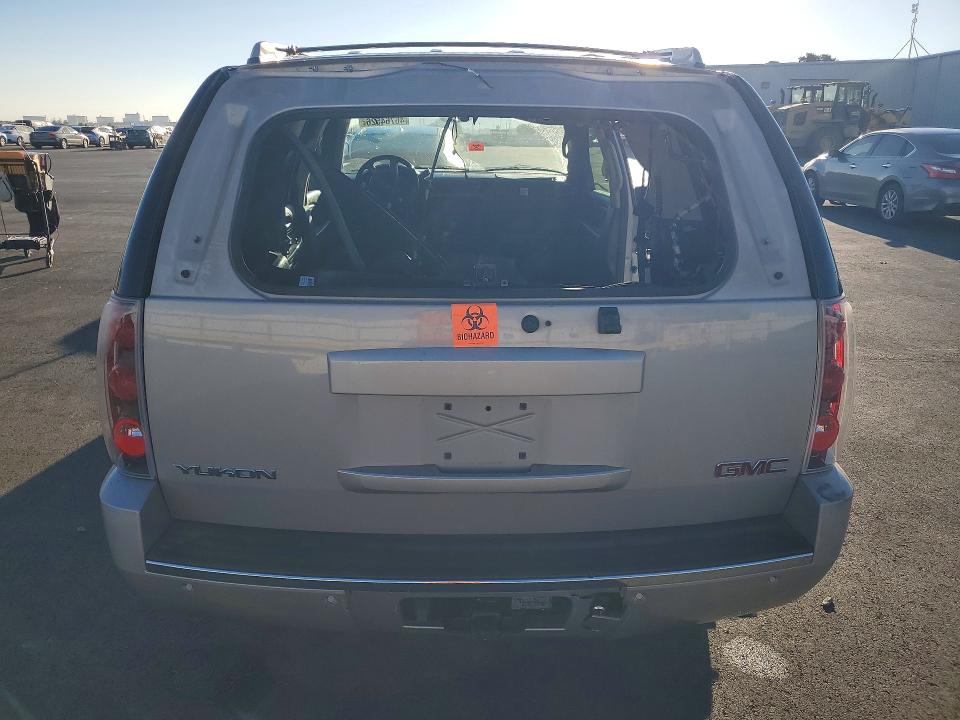 2008 Gmc Yukon VIN 1GKFK63898J244393 COPART salvage auction — VANDALISM, Ca - Salvage Certificate, sold $50 on 2026-07-22 (photo 6)