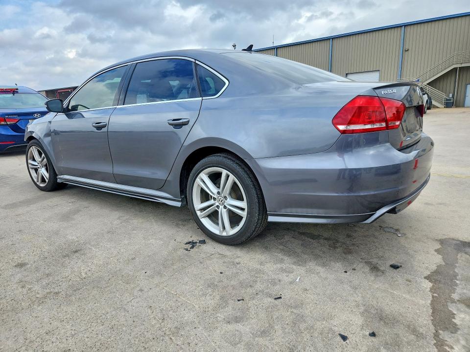 2015 Volkswagen Passat VIN 1VWBV7A32FC089893 COPART salvage auction — FRONT END, Tx - Salvage Vehicle Title, sold $550 on 2026-07-02 (photo 2)
