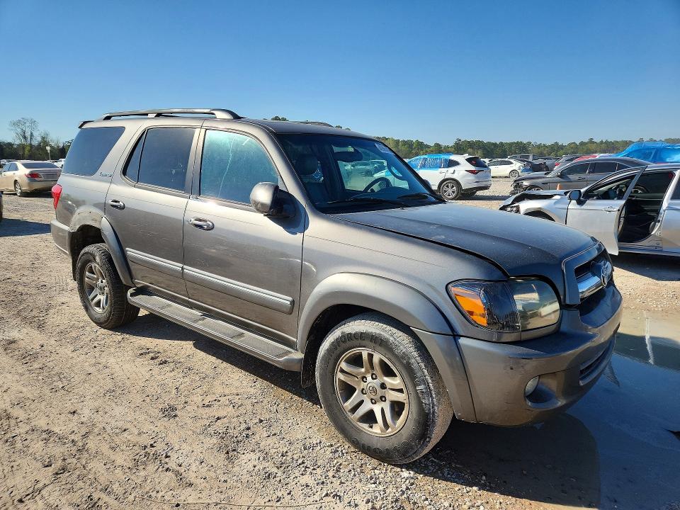 2005 Toyota Sequoia VIN 5TDBT48A05S234910 COPART salvage auction — MINOR DENT/SCRATCHES, Tx - Certificate Of Title, sold $1,950 on 2026-07-10 (photo 4)